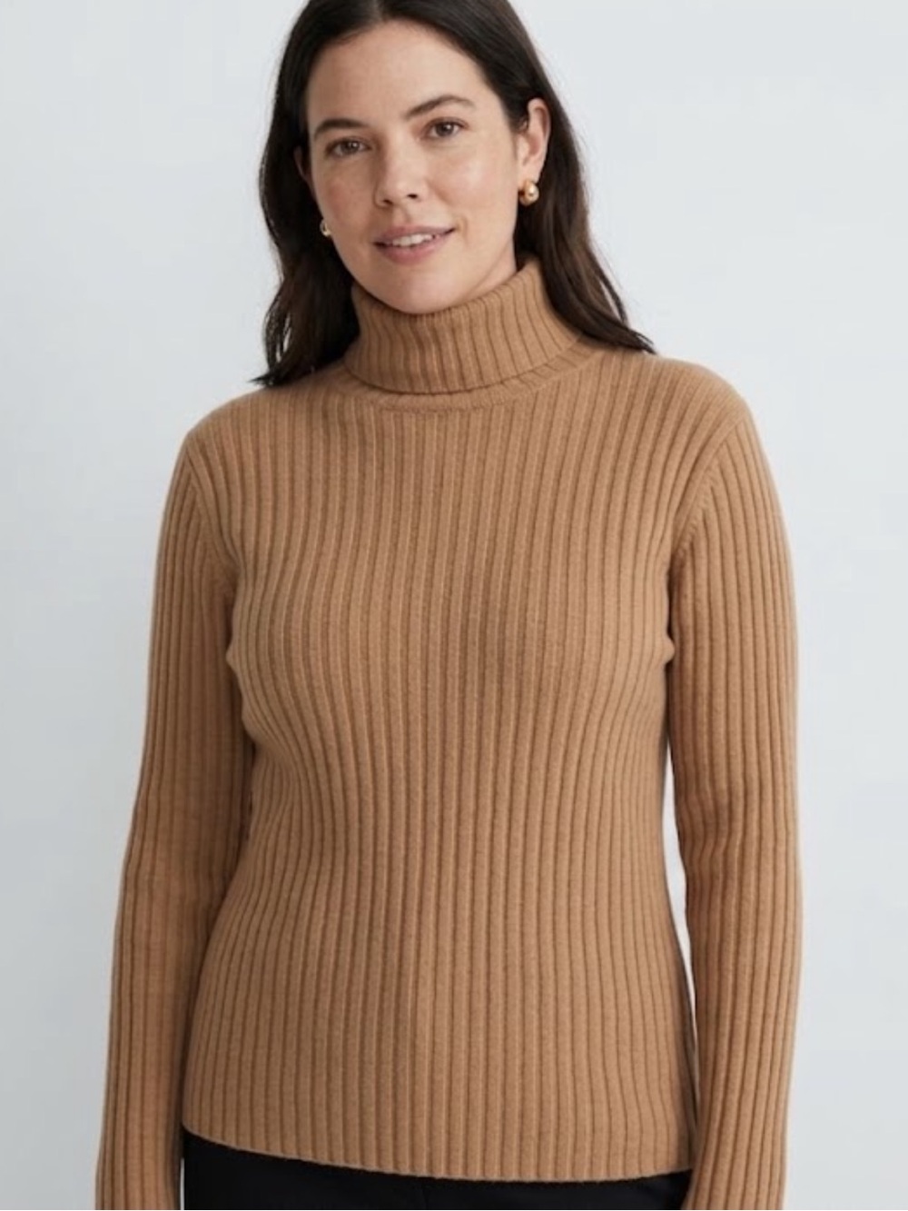 Sutton Studio cashmere Ribbed Turtleneck Sweater in Camel Beige